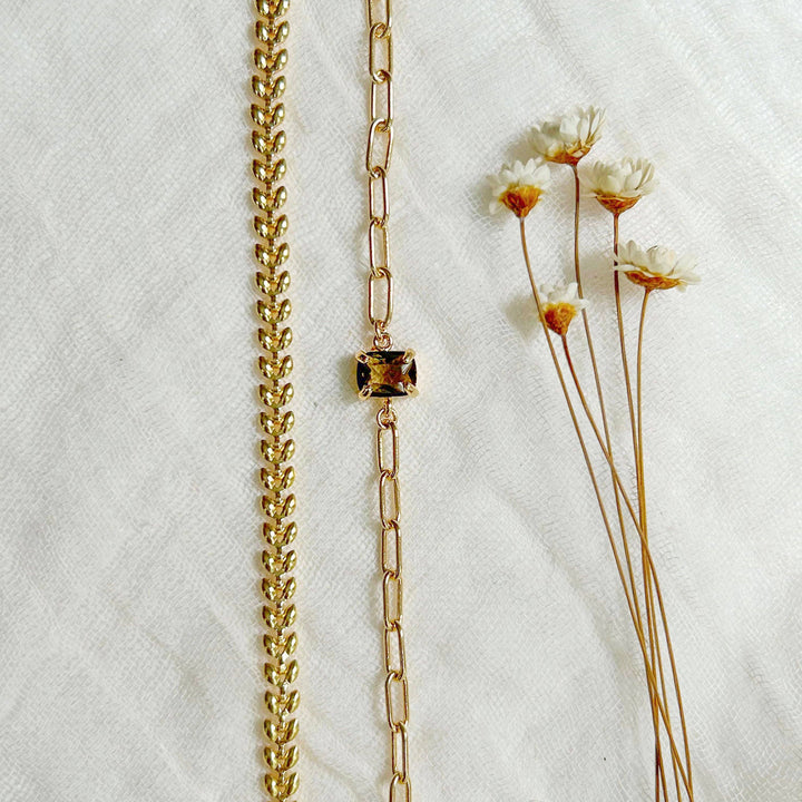 Bronze Link & Dainty Leaf Bracelet